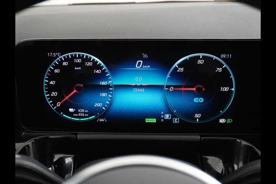 Mercedes-Benz EQA 250 Luxury Line 67 kWh LEDER | AMBILIGHT | CAMERA | PANORAMADAK | RIJKLAARPRIJS INCL. 12MND BOVAG