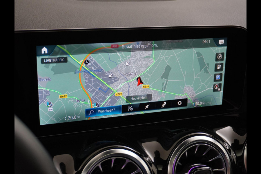 Mercedes-Benz EQA 250 Luxury Line 67 kWh LEDER | AMBILIGHT | CAMERA | PANORAMADAK | RIJKLAARPRIJS INCL. 12MND BOVAG