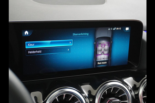 Mercedes-Benz EQA 250 Luxury Line 67 kWh LEDER | AMBILIGHT | CAMERA | PANORAMADAK | RIJKLAARPRIJS INCL. 12MND BOVAG