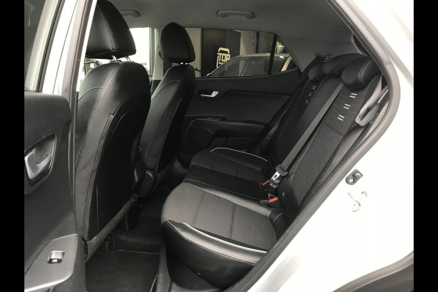 Kia Stonic 1.0 T-GDi MHEV GT-Line Automaat 7 JAAR GARANTIE Kia Stonic 1.0 T-GDi MHEV GT-Line Automaat 7 JAAR GARANTIE