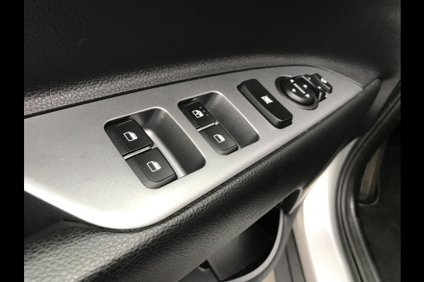 Kia Stonic 1.0 T-GDi MHEV GT-Line Automaat 7 JAAR GARANTIE Kia Stonic 1.0 T-GDi MHEV GT-Line Automaat 7 JAAR GARANTIE