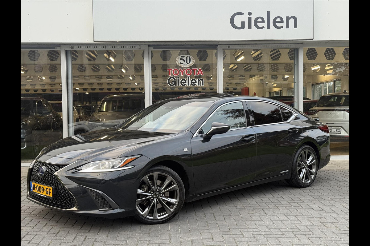 Lexus ES 300h F Sport Line | Eerste eigenaar, Schuifdak, Memory, Stoel + Stuurverwarming, 19 inch, LED, Apple CarPlay/Android auto Lexus ES 300h F Sport Line | Eerste eigenaar, Schuifdak, Memory, Stoel + Stuurverwarming, 19 inch, LED, Apple CarPlay/Android auto
