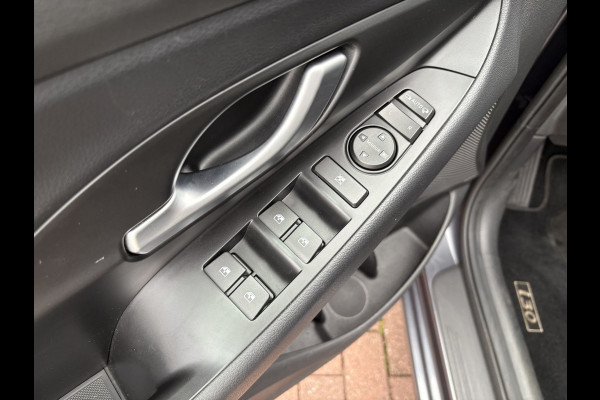 Hyundai i30 Wagon 1.0 T-GDi 120pk Comfort CAMERA/CARPLAY/NAVI/CLIMA/CRUISE/PDC
