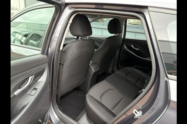 Hyundai i30 Wagon 1.0 T-GDi 120pk Comfort CAMERA/CARPLAY/NAVI/CLIMA/CRUISE/PDC