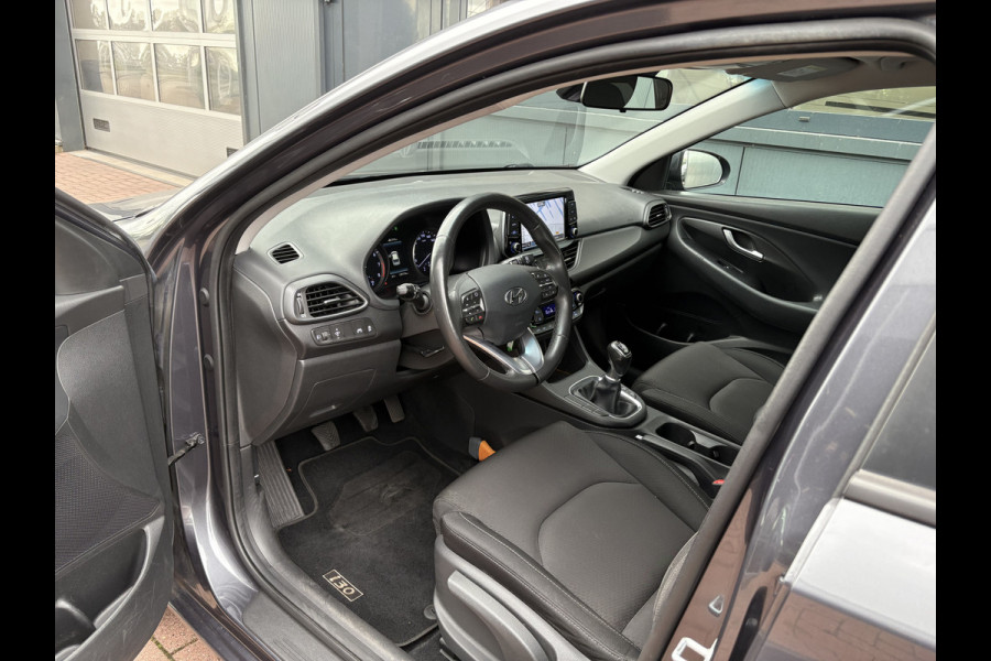 Hyundai i30 Wagon 1.0 T-GDi 120pk Comfort CAMERA/CARPLAY/NAVI/CLIMA/CRUISE/PDC