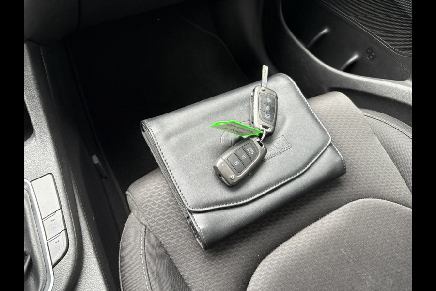 Hyundai i30 Wagon 1.0 T-GDi 120pk Comfort CAMERA/CARPLAY/NAVI/CLIMA/CRUISE/PDC