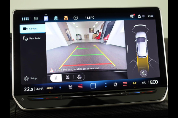 Volkswagen Golf 1.5 eHybrid GTE 272 pk Automaat (DSG) | Private lease vanaf € 782,- pm | Sportpakket | Panoramadak | Lederen bekleding | Elektr. trekhaak | Parkeersensoren | Blackstyle | Stoelverwarming |