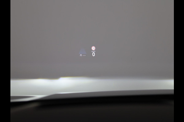 Volkswagen Golf 1.5 eHybrid GTE 272 pk Automaat (DSG) | Private lease vanaf € 782,- pm | Sportpakket | Panoramadak | Lederen bekleding | Elektr. trekhaak | Parkeersensoren | Blackstyle | Stoelverwarming |