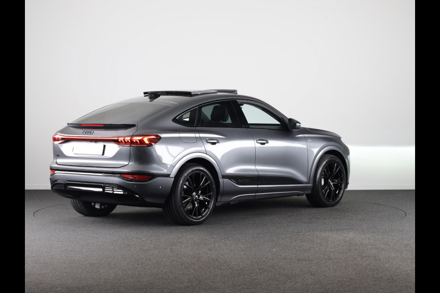 Audi Q6 Sportback e-tron Advanced edition 83 kWh 252pk | Panoramadak | Lederen bekleding | Luchtvering | 21 inch Lichtmetalen velgen