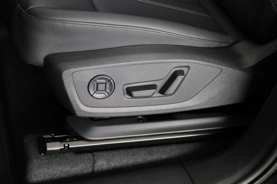 Audi Q6 Sportback e-tron Advanced edition 83 kWh 252pk | Panoramadak | Lederen bekleding | Luchtvering | 21 inch Lichtmetalen velgen