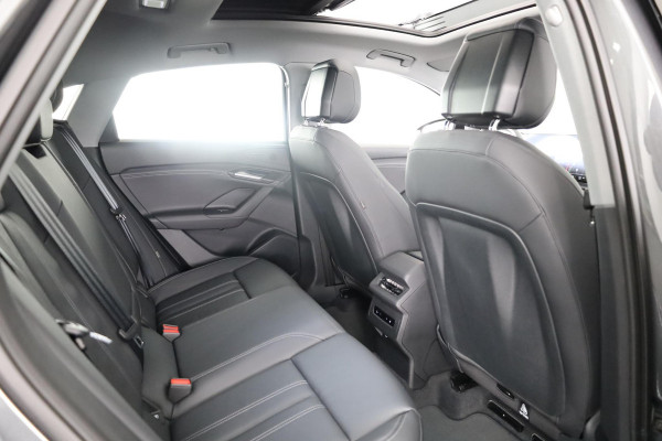 Audi Q6 Sportback e-tron Advanced edition 83 kWh 252pk | Panoramadak | Lederen bekleding | Luchtvering | 21 inch Lichtmetalen velgen