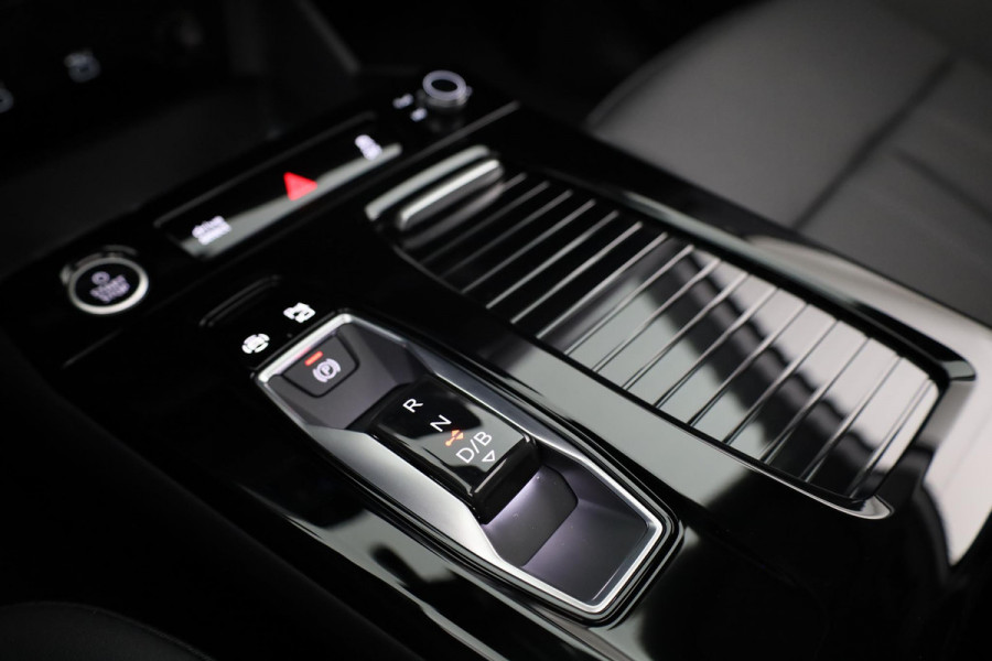 Audi Q6 Sportback e-tron Advanced edition 83 kWh 252pk | Panoramadak | Lederen bekleding | Luchtvering | 21 inch Lichtmetalen velgen