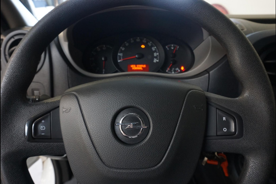 Opel Movano 2.3 Turbo 145pL3H1 Bakwagen Meubelbak met Laadklep | Navigatie | Airco | Cruise control | Zijdeur Opel Movano 2.3 Turbo 145pL3H1 Bakwagen Meubelbak met Laadklep | Navigatie | Airco | Cruise control | Zijdeur