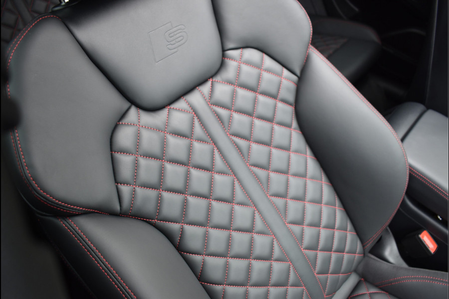 Audi Q5 50 TFSI e S-Line 299 Pk Black Ed RS-Stoel Rood Stiksel Pano Luchtvering Keyless 360 Camera 21 Inch