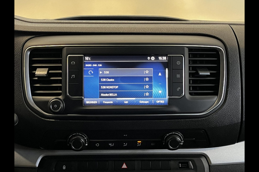 Toyota PROACE Electric Shuttle Long Extra Range Cool 75 kWh | 9 pers. | Prijs incl. btw/bpm | Navigatie | Apple Carplay/Android Auto | Parkeersensoren | Cruise Control | Lichtmetalen velgen | Getinte ramen | Airco Toyota PROACE Electric Shuttle Long Extra Range Cool 75 kWh | 9 pers. | Prijs incl. btw/bpm | Navigatie | Apple Carplay/Android Auto | Parkeersensoren | Cruise Control | Lichtmetalen velgen | Getinte ramen | Airco