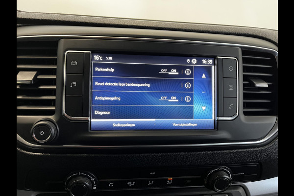 Toyota PROACE Electric Shuttle Long Extra Range Cool 75 kWh | 9 pers. | Prijs incl. btw/bpm | Navigatie | Apple Carplay/Android Auto | Parkeersensoren | Cruise Control | Lichtmetalen velgen | Getinte ramen | Airco Toyota PROACE Electric Shuttle Long Extra Range Cool 75 kWh | 9 pers. | Prijs incl. btw/bpm | Navigatie | Apple Carplay/Android Auto | Parkeersensoren | Cruise Control | Lichtmetalen velgen | Getinte ramen | Airco