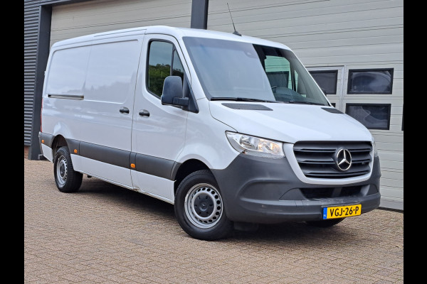 Mercedes-Benz Sprinter 316 CDI Euro 6 Automaat L2H1 - 2x Schuifdr. - 3,5t KG Trekhaak Mercedes-Benz Sprinter 316 CDI Euro 6 Automaat L2H1 - 2x Schuifdr. - 3,5t KG Trekhaak