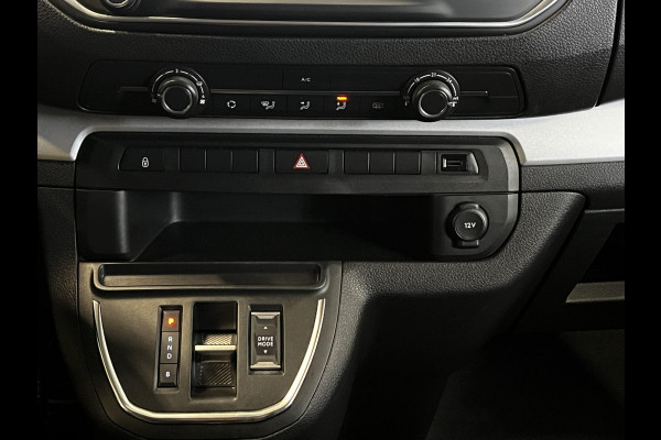 Toyota PROACE Electric Shuttle Long L3 Extra Range 75 kWh 9 pers. prijs inclusief btw/bpm | Navigatie | Apple Carplay/Android Auto | Parkeersensoren | Cruise Control | Lichtmetalen velgen | Getinte ramen | Airco