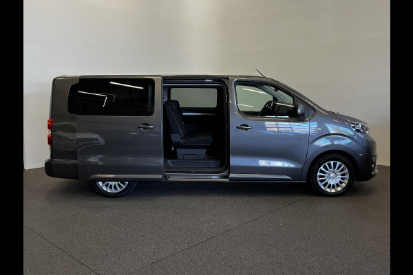 Toyota PROACE Electric Shuttle Long L3 Extra Range 75 kWh 9 pers. prijs inclusief btw/bpm | Navigatie | Apple Carplay/Android Auto | Parkeersensoren | Cruise Control | Lichtmetalen velgen | Getinte ramen | Airco