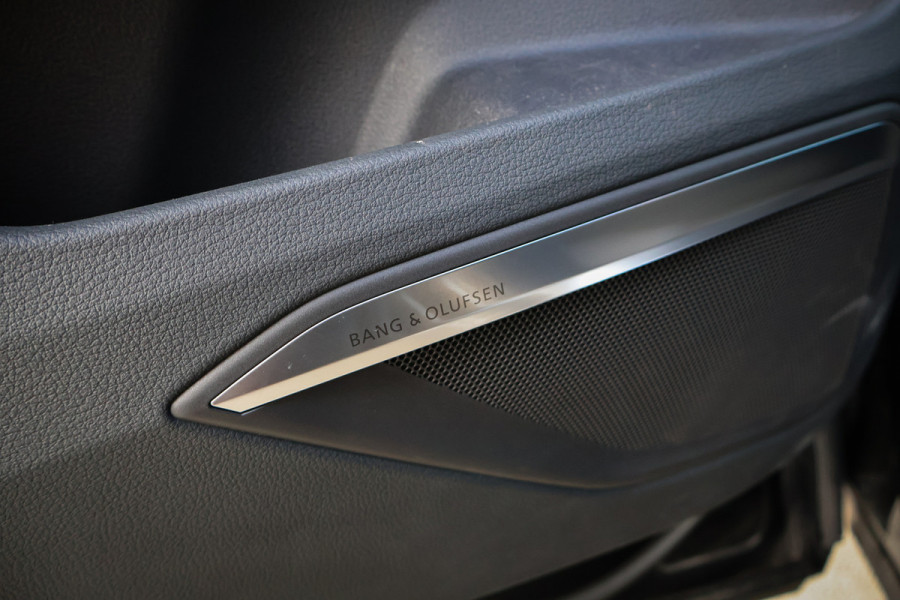 Audi e-tron Sportback 55 quattro 95 kWh | NETTO BIJTELLING SLECHTS € 472,- | RS-STOELEN | ADAPTIVE CRUISE | 22" | B&O SURROUND | PANORAMADAK | VIRTUAL GLAS | SFEERVERLICHTING | DUBBEL OPLAADPUNT L+R | ETC. Audi e-tron Sportback 55 quattro 95 kWh | NETTO BIJTELLING SLECHTS € 472,- | RS-STOELEN | ADAPTIVE CRUISE | 22" | B&O SURROUND | PANORAMADAK | VIRTUAL GLAS | SFEERVERLICHTING | DUBBEL OPLAADPUNT L+R | ETC.