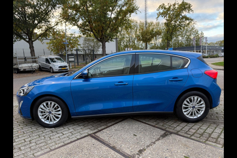 Ford Focus 1.0 EcoBoost Titanium Business AUTOMAAT 125PK LAGE KM STAND 2019 Ford Focus 1.0 EcoBoost Titanium Business AUTOMAAT 125PK LAGE KM STAND 2019