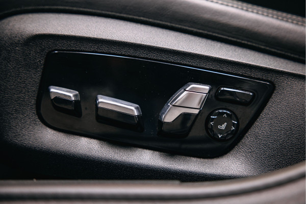 BMW 5 Serie 540i High Executive Edition | Pano | Head-Up | M-Sportpakket | Dealer Onderhouden | BMW 5 Serie 540i High Executive Edition | Pano | Head-Up | M-Sportpakket | Dealer Onderhouden |