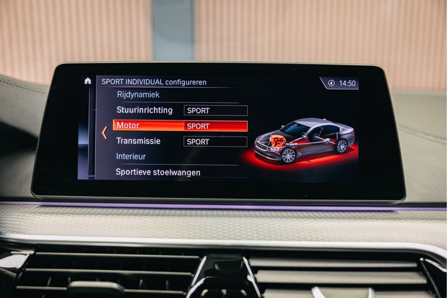 BMW 5 Serie 540i High Executive Edition | Pano | Head-Up | M-Sportpakket | Dealer Onderhouden | BMW 5 Serie 540i High Executive Edition | Pano | Head-Up | M-Sportpakket | Dealer Onderhouden |