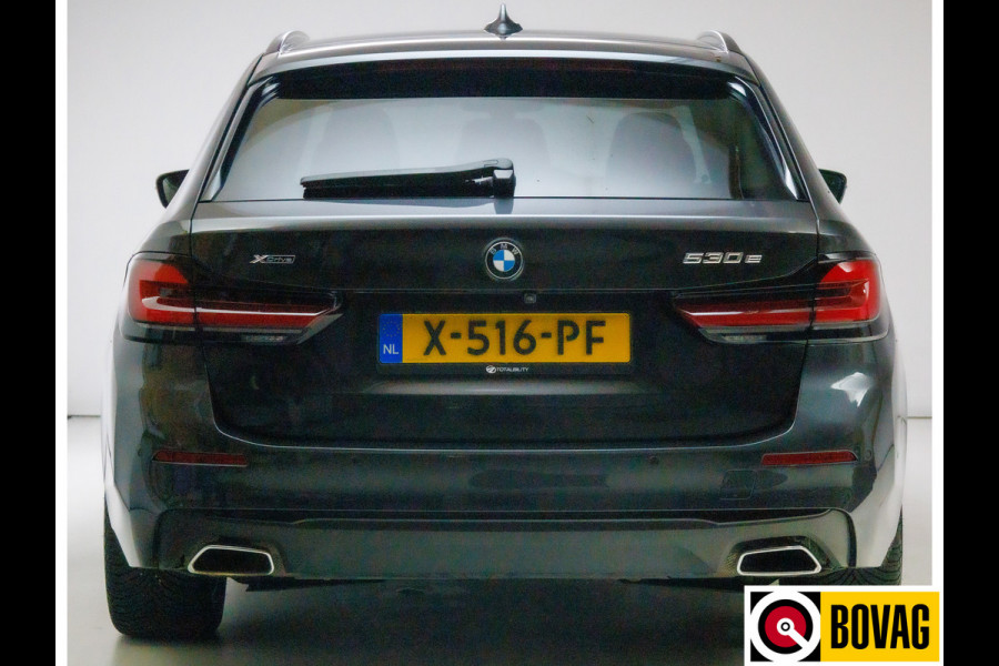 BMW 5 Serie Touring 530e xDrive M-Sport 293 PK | Laser Led | Leder | Camera | All season | Head-up | Elec. klep PDC V+A, Driving assistant, Adaptive Cruise, Displaysleutel