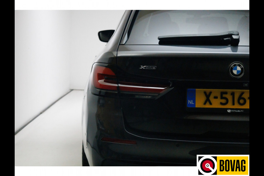 BMW 5 Serie Touring 530e xDrive M-Sport 293 PK | Laser Led | Leder | Camera | All season | Head-up | Elec. klep PDC V+A, Driving assistant, Adaptive Cruise, Displaysleutel