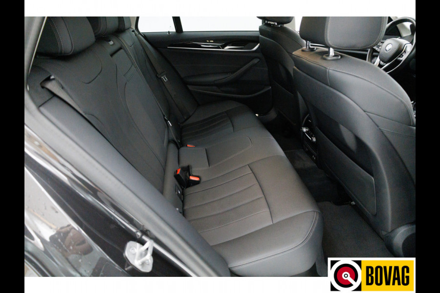 BMW 5 Serie Touring 530e xDrive M-Sport 293 PK | Laser Led | Leder | Camera | All season | Head-up | Elec. klep PDC V+A, Driving assistant, Adaptive Cruise, Displaysleutel