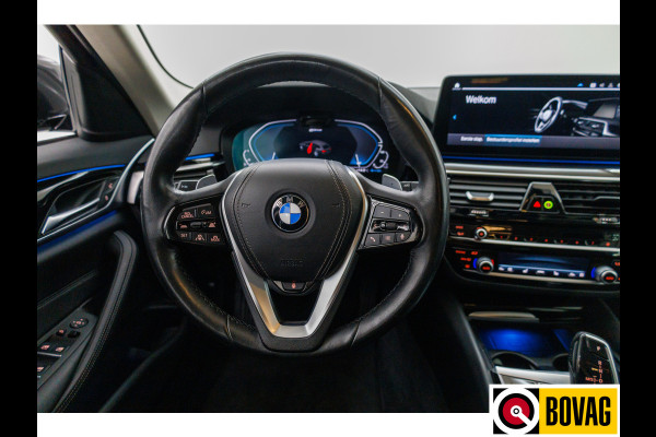 BMW 5 Serie Touring 530e xDrive M-Sport 293 PK | Laser Led | Leder | Camera | All season | Head-up | Elec. klep PDC V+A, Driving assistant, Adaptive Cruise, Displaysleutel