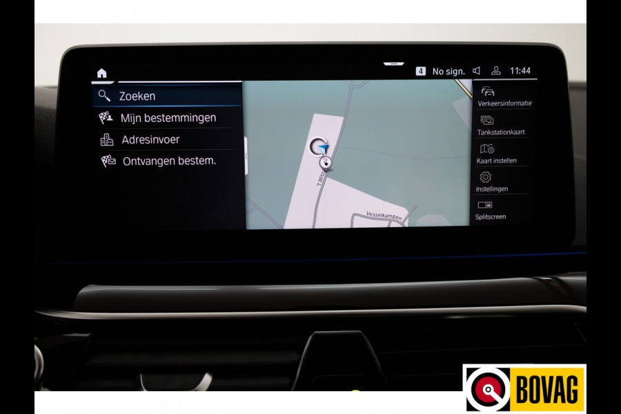 BMW 5 Serie Touring 530e xDrive M-Sport 293 PK | Laser Led | Leder | Camera | All season | Head-up | Elec. klep PDC V+A, Driving assistant, Adaptive Cruise, Displaysleutel