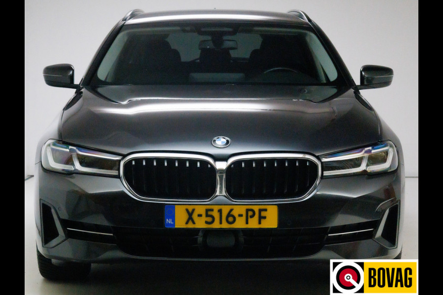BMW 5 Serie Touring 530e xDrive M-Sport 293 PK | Laser Led | Leder | Camera | All season | Head-up | Elec. klep PDC V+A, Driving assistant, Adaptive Cruise, Displaysleutel