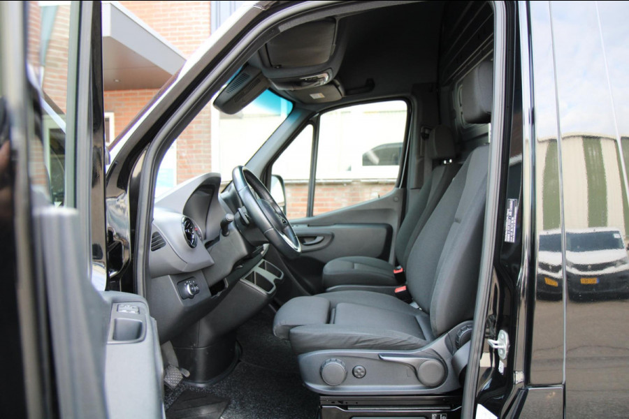 Mercedes-Benz Sprinter 2.2 CDI Automaat 143PK L2H2 / Camera / Navi / App connect / multi stuur Mercedes-Benz Sprinter 2.2 CDI Automaat 143PK L2H2 / Camera / Navi / App connect / multi stuur