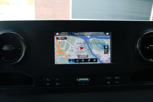 Mercedes-Benz Sprinter 2.2 CDI Automaat 143PK L2H2 / Camera / Navi / App connect / multi stuur Mercedes-Benz Sprinter 2.2 CDI Automaat 143PK L2H2 / Camera / Navi / App connect / multi stuur