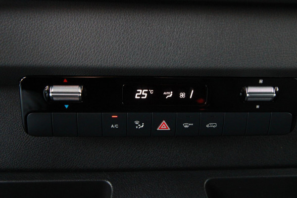 Mercedes-Benz Sprinter 2.2 CDI Automaat 143PK L2H2 / Camera / Navi / App connect / multi stuur Mercedes-Benz Sprinter 2.2 CDI Automaat 143PK L2H2 / Camera / Navi / App connect / multi stuur