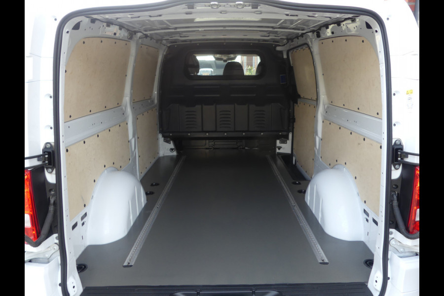 Mercedes-Benz Vito 116 CDI Extra lang Camera/Navigatie/Cruise control Mercedes-Benz Vito 116 CDI Extra lang Camera/Navigatie/Cruise control