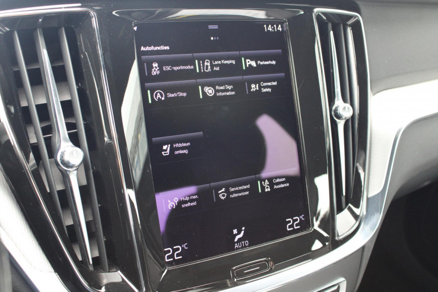 Volvo S60 2.0 B3 R-Design | Wegklapbare Trekhaak | Lederen Stoelbekleding | Climate Control | Cruise Control | Achteruitrijcamera | Volvo S60 2.0 B3 R-Design | Wegklapbare Trekhaak | Lederen Stoelbekleding | Climate Control | Cruise Control | Achteruitrijcamera |