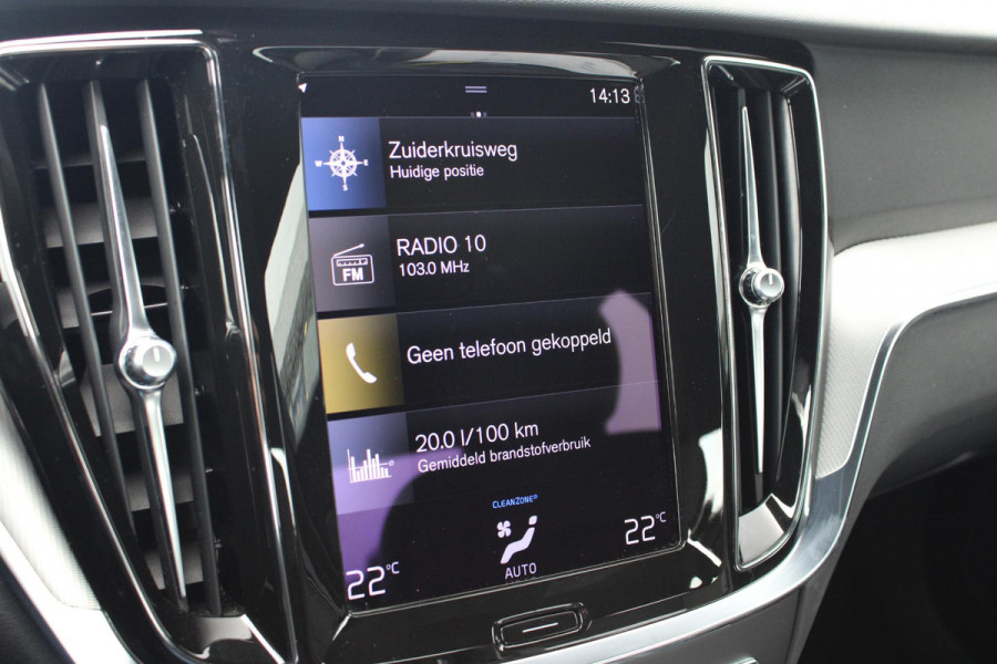 Volvo S60 2.0 B3 R-Design | Wegklapbare Trekhaak | Lederen Stoelbekleding | Climate Control | Cruise Control | Achteruitrijcamera | Volvo S60 2.0 B3 R-Design | Wegklapbare Trekhaak | Lederen Stoelbekleding | Climate Control | Cruise Control | Achteruitrijcamera |