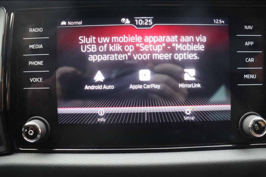 Škoda Kodiaq 1.5 TSI Sportline Business org.NL el.trekhaak camera stuur+stoelverw Škoda Kodiaq 1.5 TSI Sportline Business org.NL el.trekhaak camera stuur+stoelverw