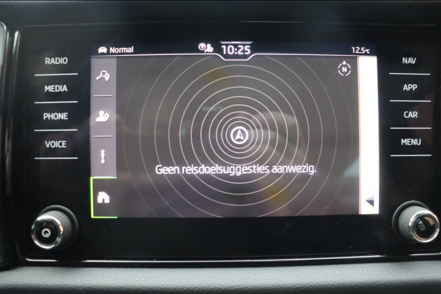 Škoda Kodiaq 1.5 TSI Sportline Business org.NL el.trekhaak camera stuur+stoelverw Škoda Kodiaq 1.5 TSI Sportline Business org.NL el.trekhaak camera stuur+stoelverw