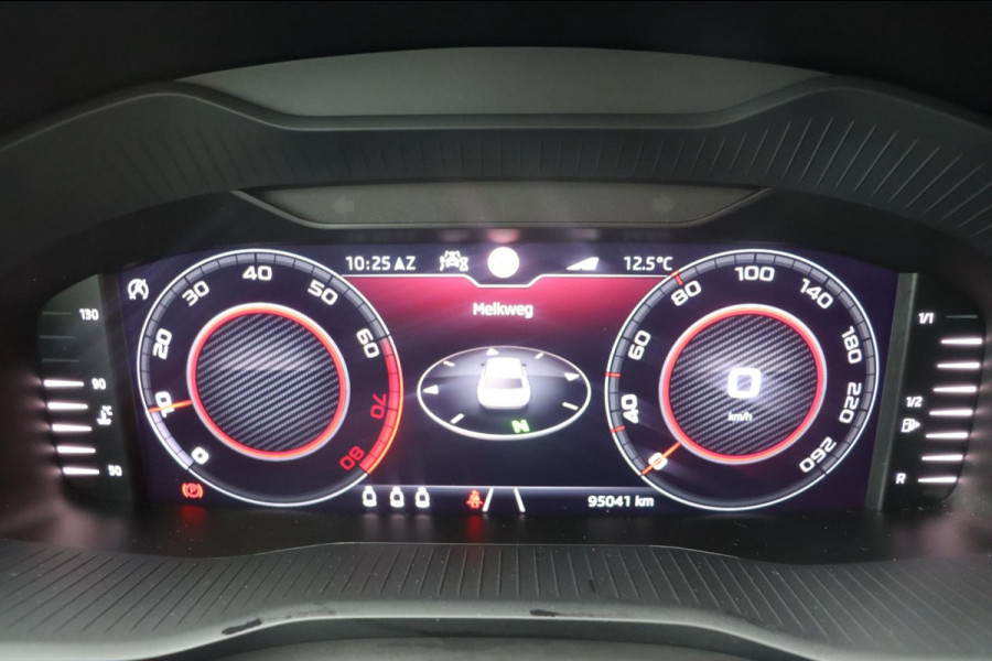 Škoda Kodiaq 1.5 TSI Sportline Business org.NL el.trekhaak camera stuur+stoelverw Škoda Kodiaq 1.5 TSI Sportline Business org.NL el.trekhaak camera stuur+stoelverw