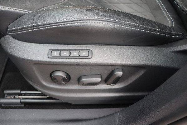 Škoda Kodiaq 1.5 TSI Sportline Business org.NL el.trekhaak camera stuur+stoelverw Škoda Kodiaq 1.5 TSI Sportline Business org.NL el.trekhaak camera stuur+stoelverw