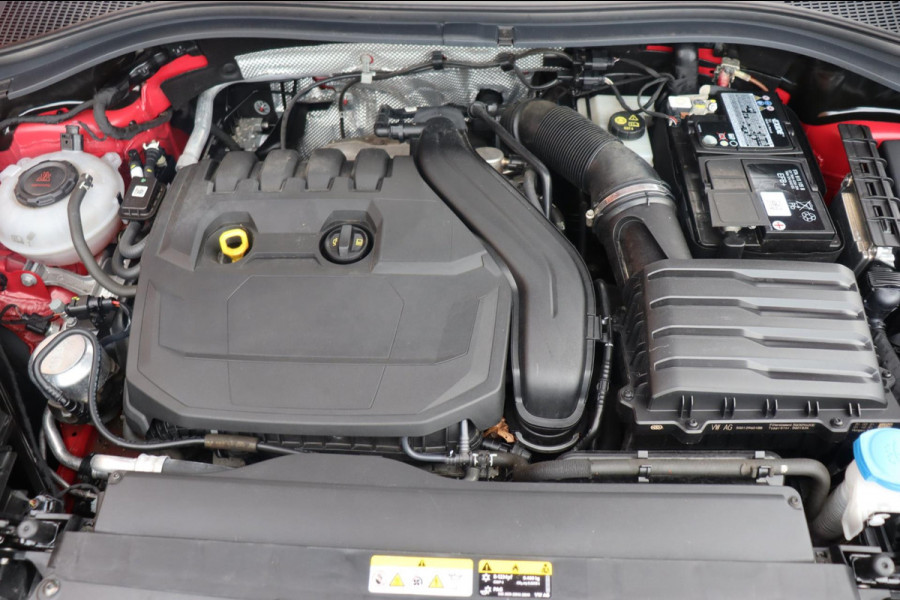 Škoda Kodiaq 1.5 TSI Sportline Business org.NL el.trekhaak camera stuur+stoelverw Škoda Kodiaq 1.5 TSI Sportline Business org.NL el.trekhaak camera stuur+stoelverw