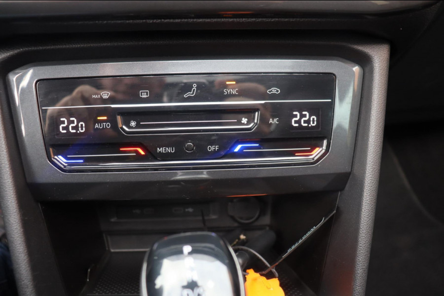 Seat Tarraco 1.5 TSI FR Business Intense 7persoons org. NL schuifdak el.klep camera's Seat Tarraco 1.5 TSI FR Business Intense 7persoons org. NL schuifdak el.klep camera's