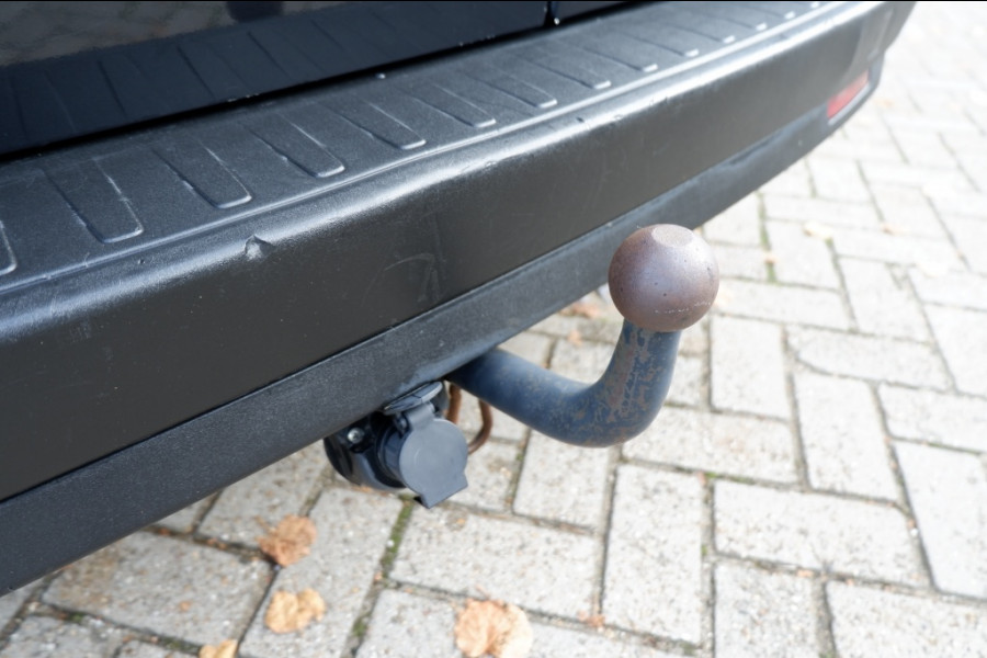 Fiat Dobló Cargo 1.6 MJ L1H1 PRO Edition 3 pers. / Navi / Cruise /Rijklaarprijs! Fiat Dobló Cargo 1.6 MJ L1H1 PRO Edition 3 pers. / Navi / Cruise /Rijklaarprijs!