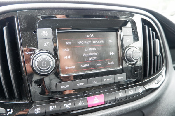 Fiat Dobló Cargo 1.6 MJ L1H1 PRO Edition 3 pers. / Navi / Cruise /Rijklaarprijs! Fiat Dobló Cargo 1.6 MJ L1H1 PRO Edition 3 pers. / Navi / Cruise /Rijklaarprijs!