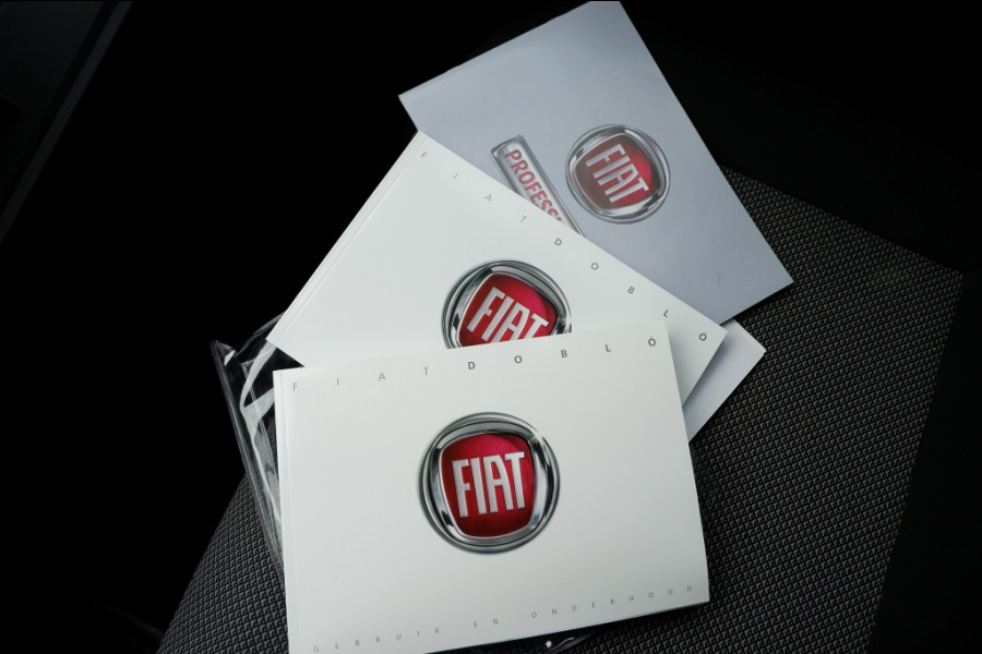 Fiat Dobló Cargo 1.6 MJ L1H1 PRO Edition 3 pers. / Navi / Cruise /Rijklaarprijs! Fiat Dobló Cargo 1.6 MJ L1H1 PRO Edition 3 pers. / Navi / Cruise /Rijklaarprijs!