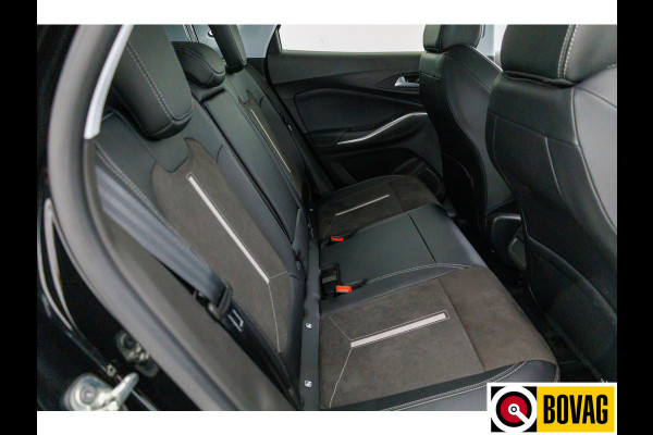 Opel Grandland 1.6 Turbo Plug-In Hybrid 4x4 GSe Adaptive cruise | Stoel- stuur- voorruitverwarming Navigatie, 360 camera, AGR stoelen, Elektrische achterklep, Keyless Opel Grandland 1.6 Turbo Plug-In Hybrid 4x4 GSe Adaptive cruise | Stoel- stuur- voorruitverwarming Navigatie, 360 camera, AGR stoelen, Elektrische achterklep, Keyless