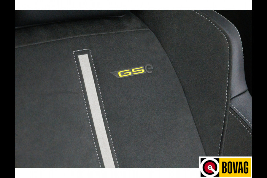 Opel Grandland 1.6 Turbo Plug-In Hybrid 4x4 GSe Adaptive cruise | Stoel- stuur- voorruitverwarming Navigatie, 360 camera, AGR stoelen, Elektrische achterklep, Keyless Opel Grandland 1.6 Turbo Plug-In Hybrid 4x4 GSe Adaptive cruise | Stoel- stuur- voorruitverwarming Navigatie, 360 camera, AGR stoelen, Elektrische achterklep, Keyless